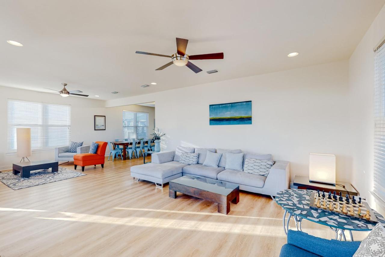 Bulldog Beach House Gulf Shores Bagian luar foto