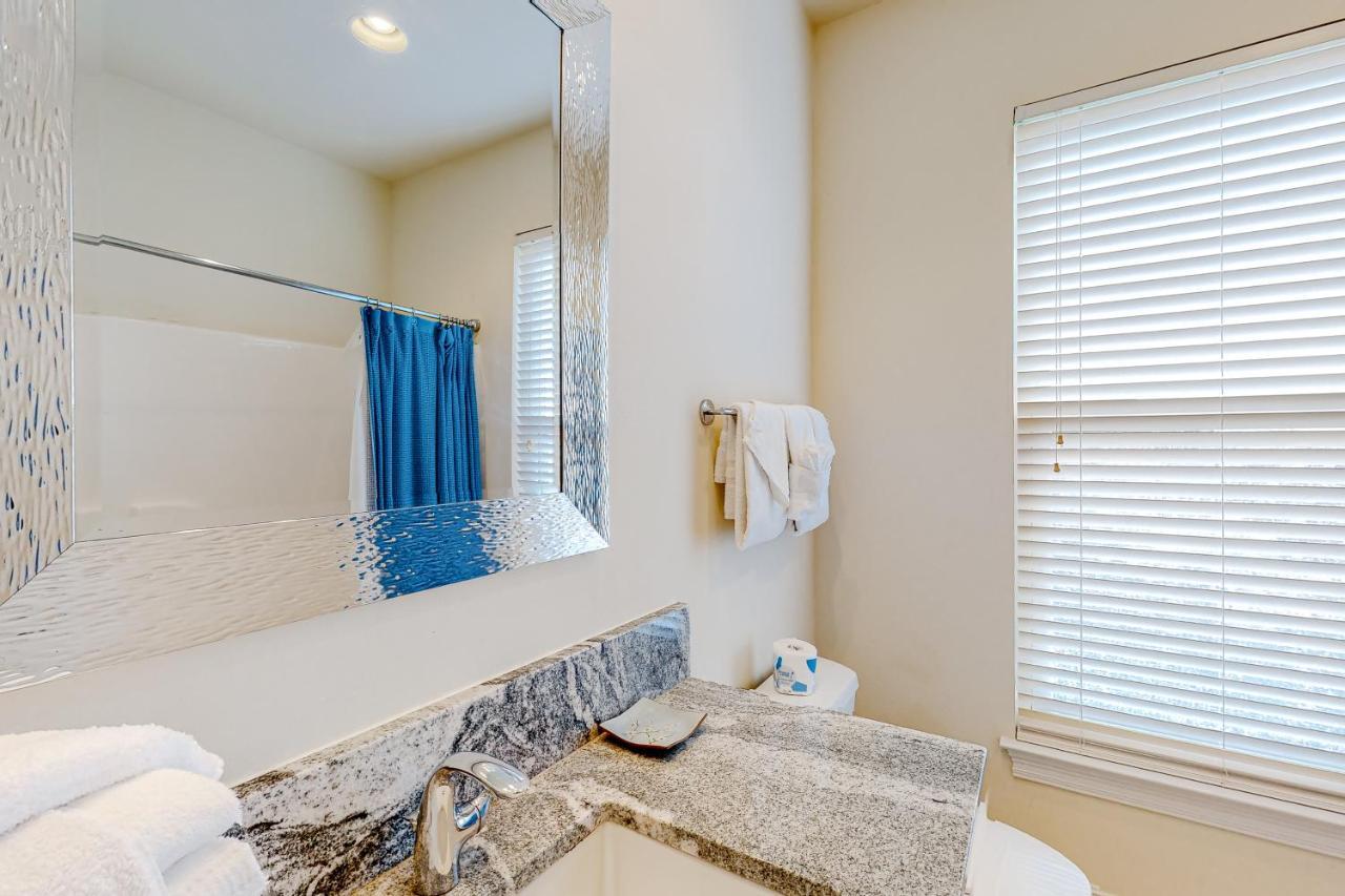 Bulldog Beach House Gulf Shores Bagian luar foto