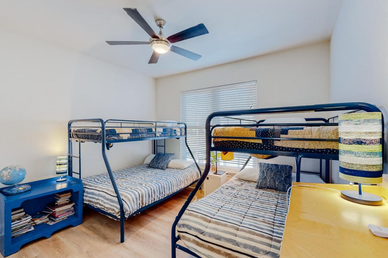 Bulldog Beach House Gulf Shores Bagian luar foto