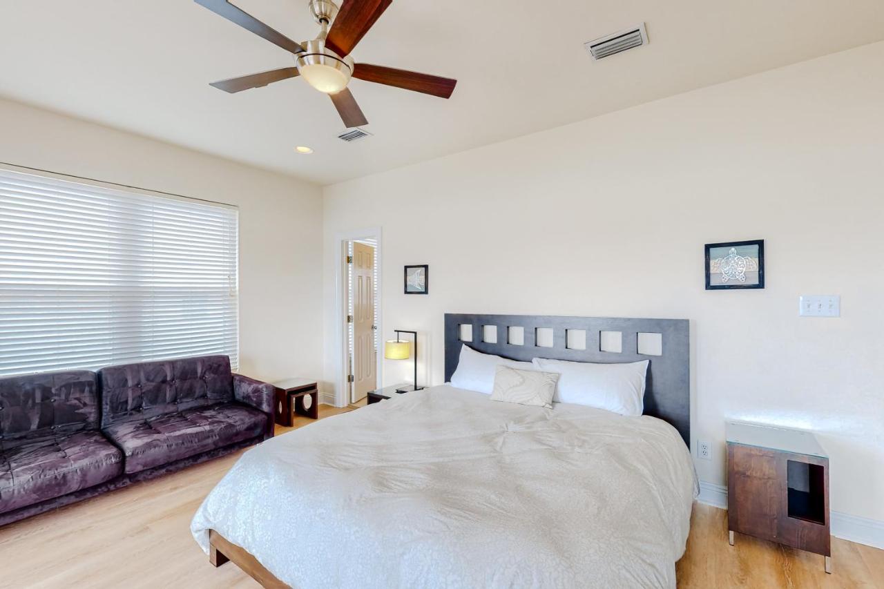 Bulldog Beach House Gulf Shores Bagian luar foto